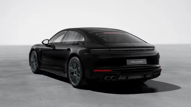 2026 Porsche Panamera - Image 18 of 30