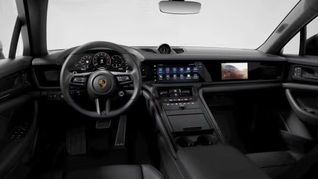2026 Porsche Panamera - Image 26 of 31