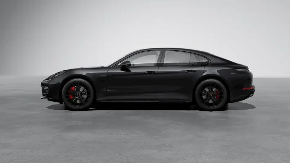 2026 Porsche Panamera - Image 15 of 31