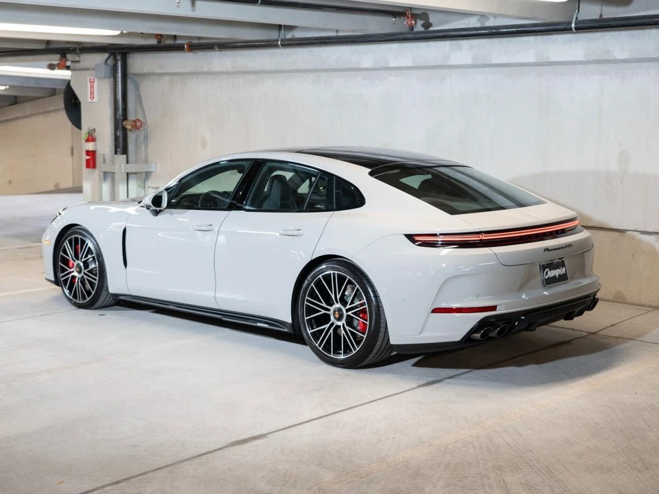 2026 Porsche Panamera - Image 3 of 29