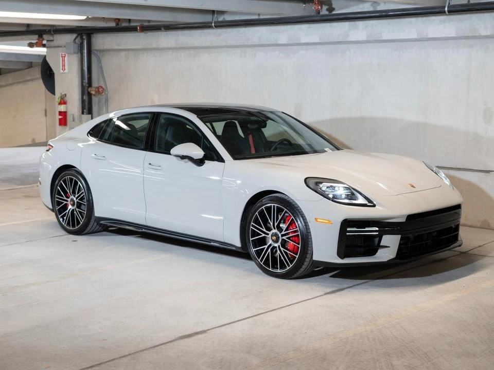 2026 Porsche Panamera - Image 7 of 29