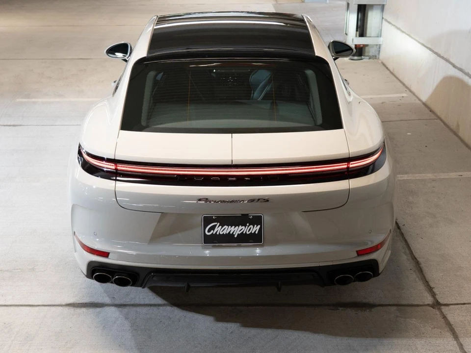 2026 Porsche Panamera - Image 10 of 29