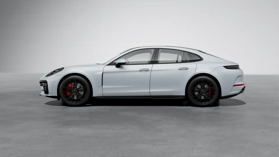 2026 Porsche 976 Panamera - Image 15 of 31