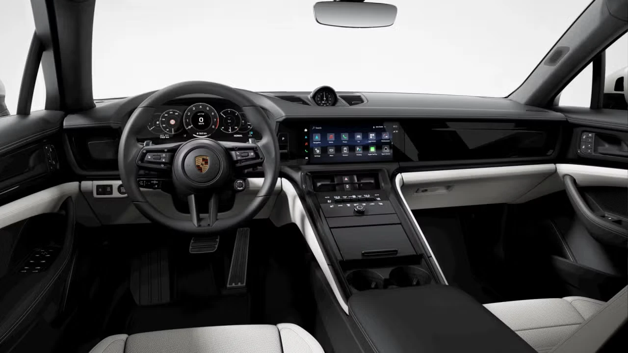 2026 Porsche Panamera - Image 28 of 31