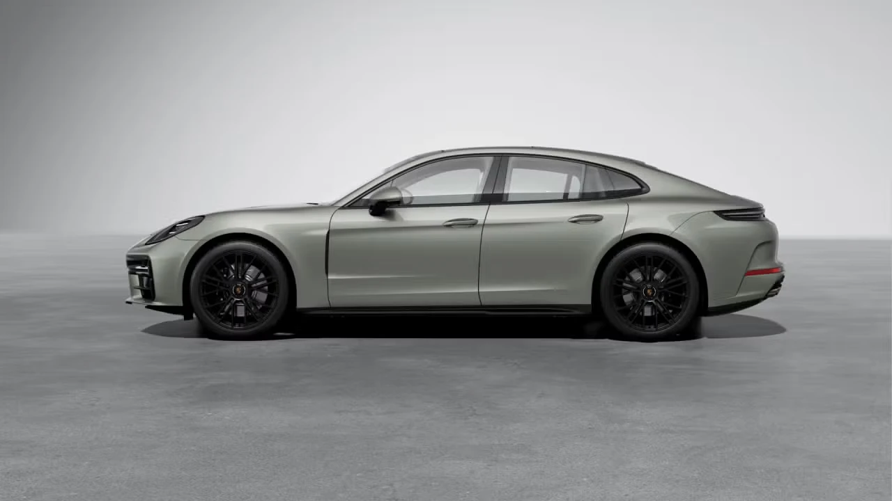 2026 Porsche Panamera - Image 12 of 31