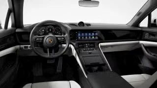 2026 Porsche Panamera - Image 25 of 31