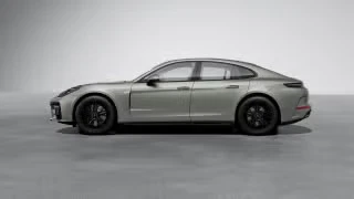 2026 Porsche Panamera - Image 9 of 31