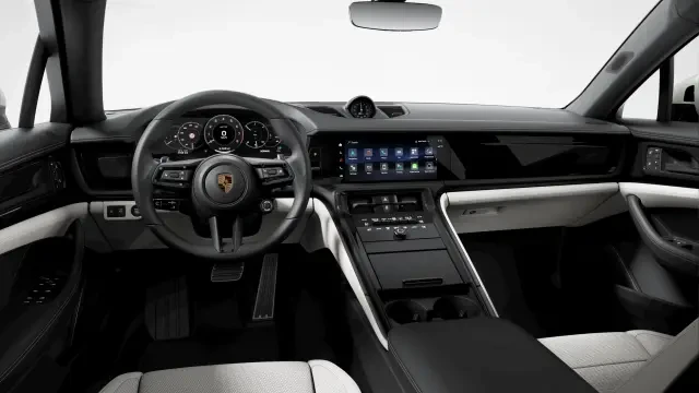 2026 Porsche Panamera - Image 30 of 31