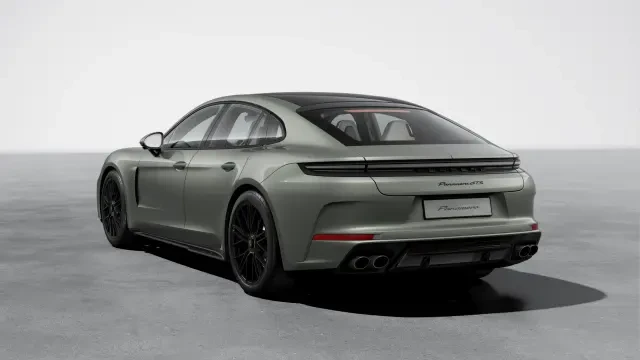 2026 Porsche Panamera - Image 22 of 31