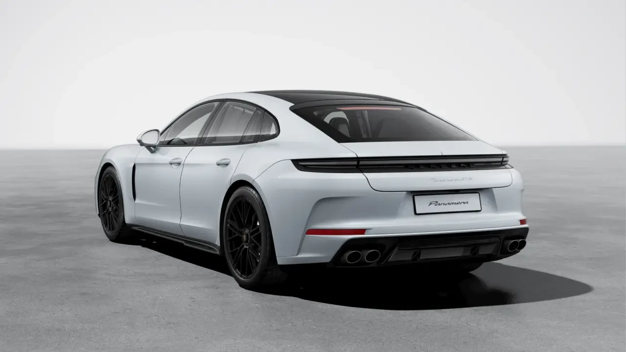 2026 Porsche Panamera - Image 24 of 31