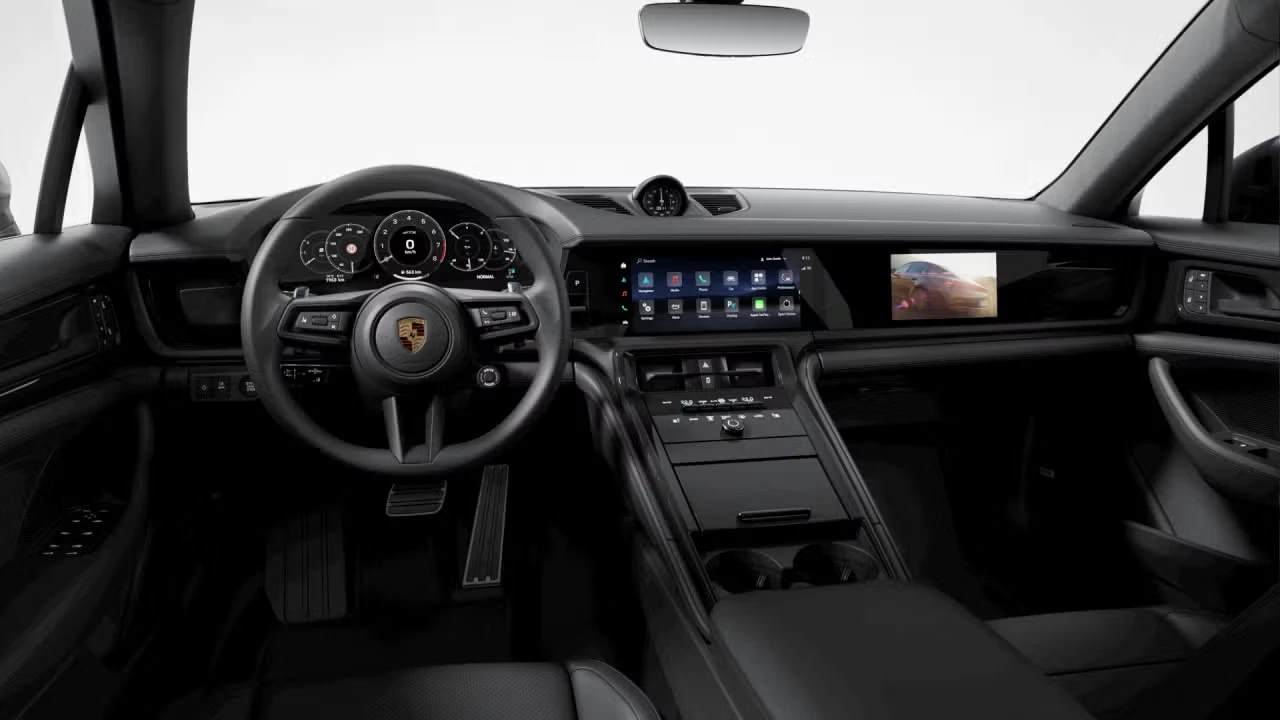2026 Porsche Panamera - Image 28 of 31