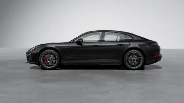 2026 Porsche Panamera - Image 14 of 31