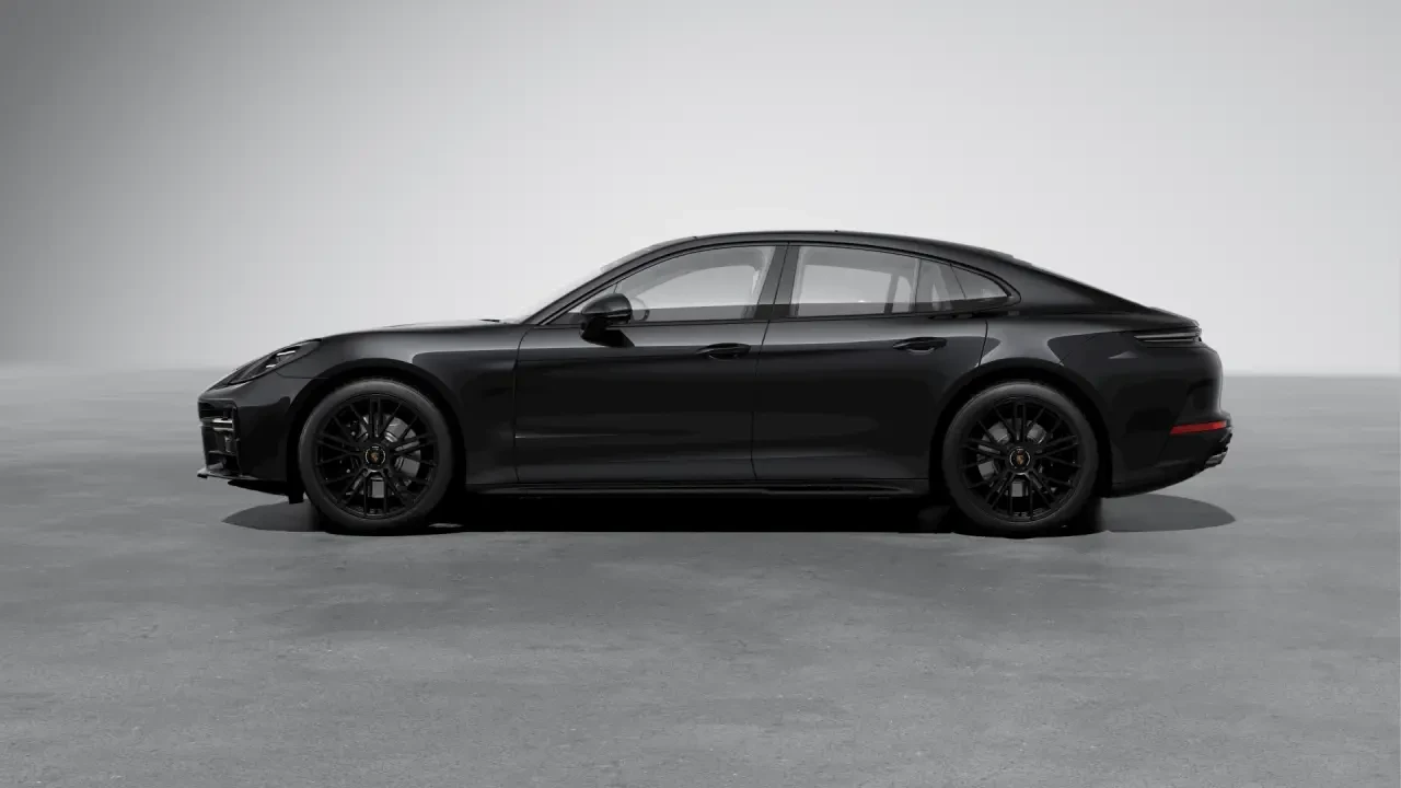 2026 Porsche Panamera - Image 16 of 30