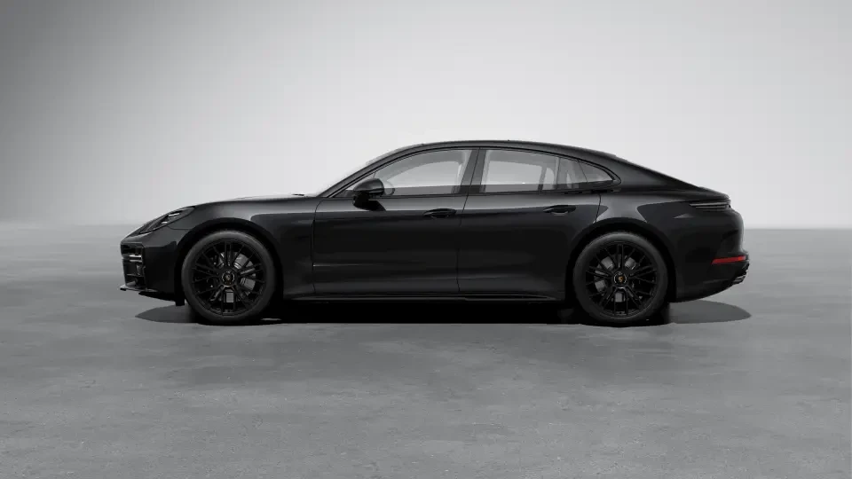 2026 Porsche Panamera - Image 15 of 30