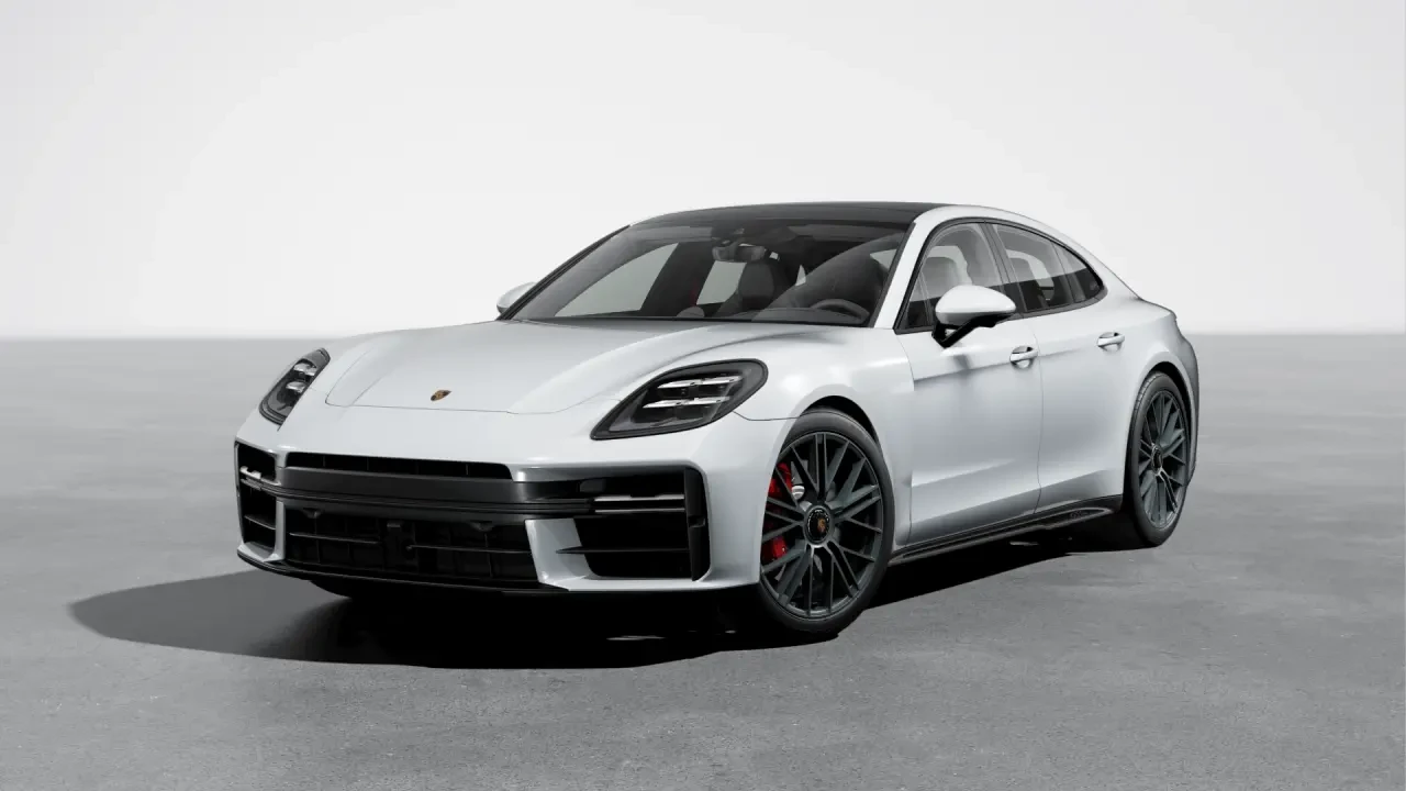 2026 Porsche Panamera - Image 8 of 31