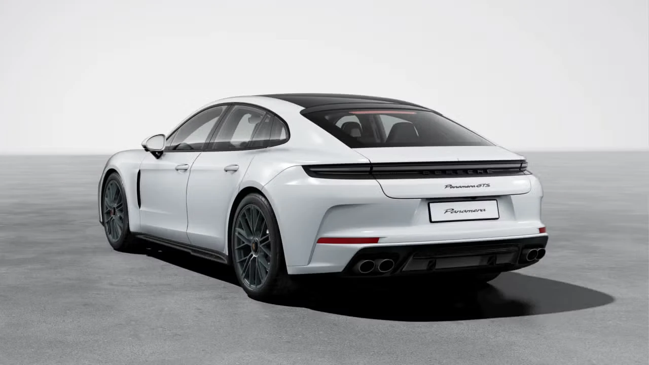 2026 Porsche Panamera - Image 20 of 31