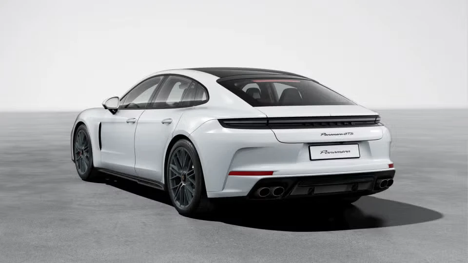 2026 Porsche Panamera - Image 19 of 31