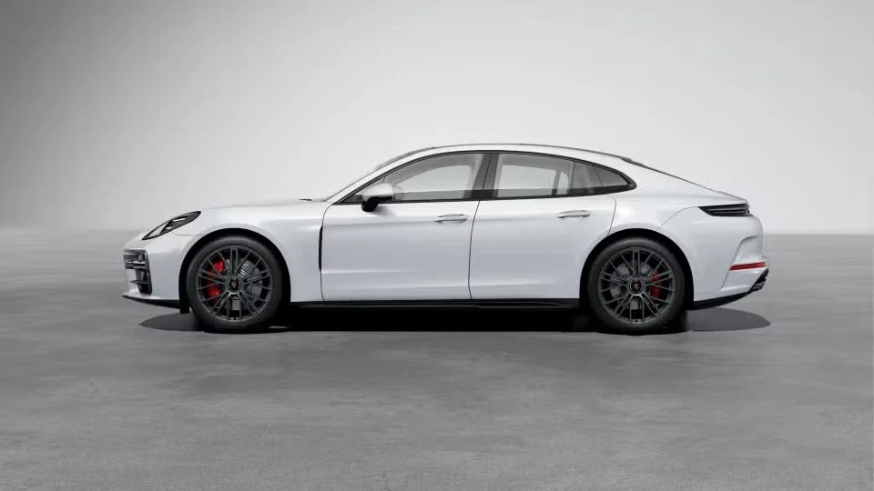 2026 Porsche Panamera - Image 11 of 31