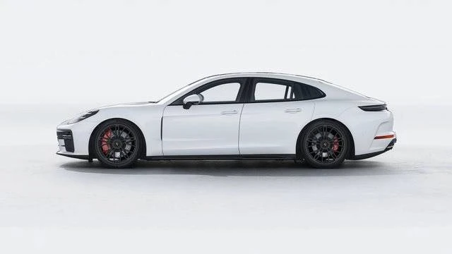 2026 Porsche 976 Panamera - Image 2 of 4