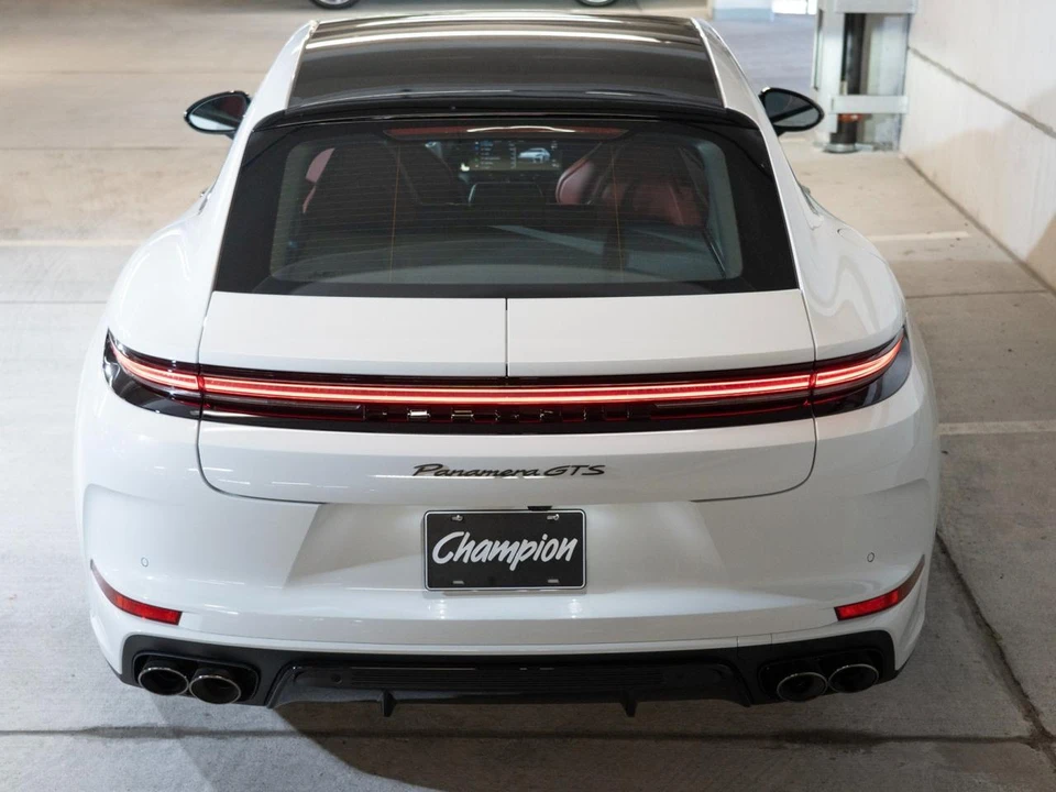 2026 Porsche Panamera - Image 10 of 29