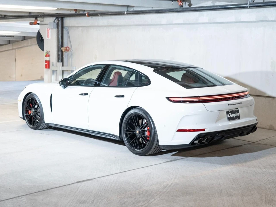 2026 Porsche Panamera - Image 3 of 29