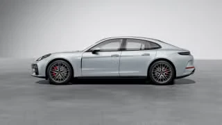 2026 Porsche 976 Panamera - Image 9 of 31