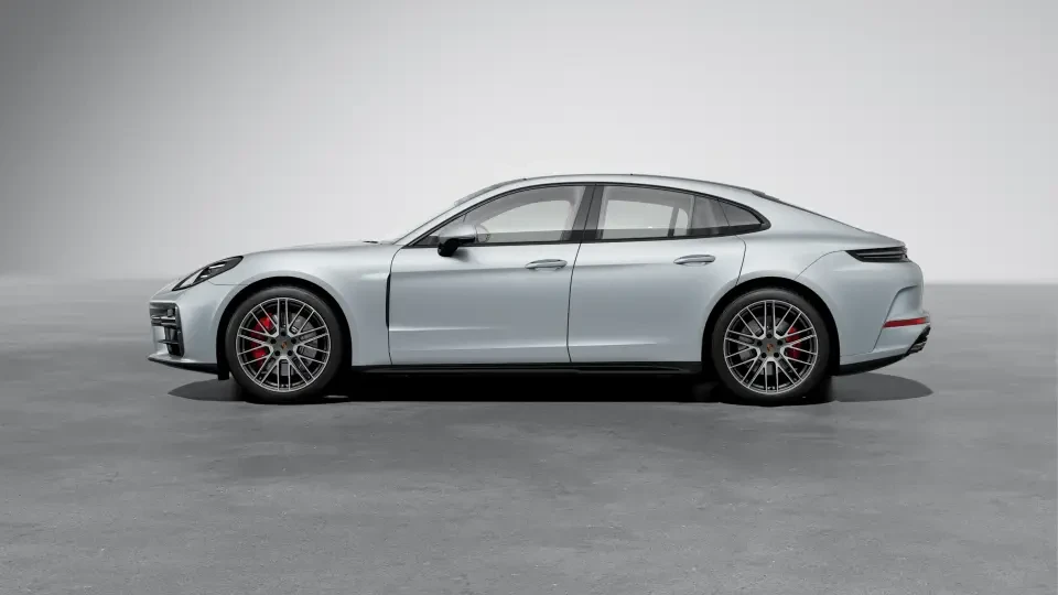 2026 Porsche 976 Panamera - Image 15 of 31