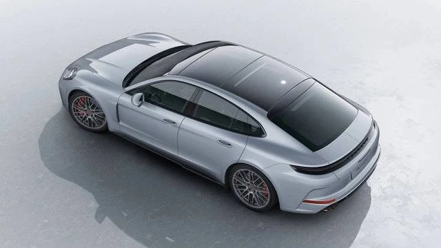 2026 Porsche 976 Panamera - Image 4 of 4
