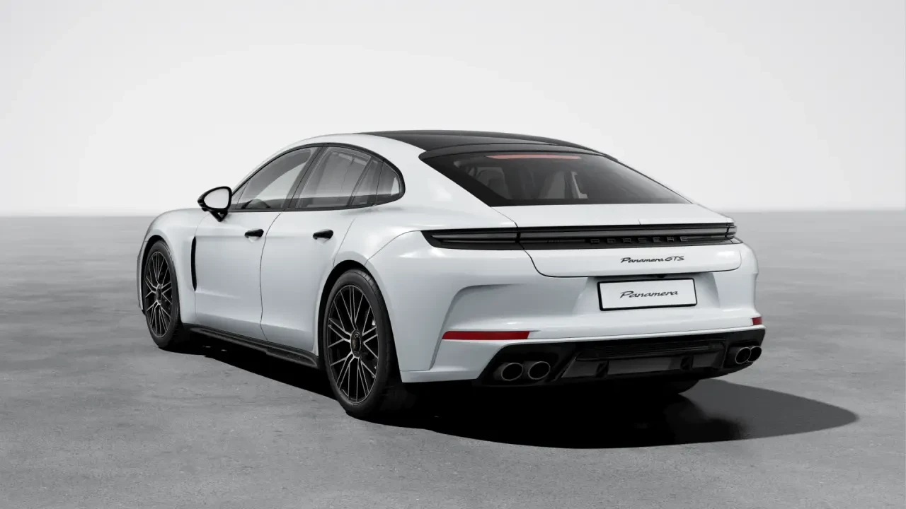 2026 Porsche Panamera - Image 24 of 30