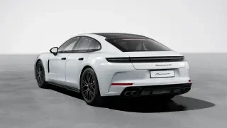 2026 Porsche Panamera - Image 21 of 30