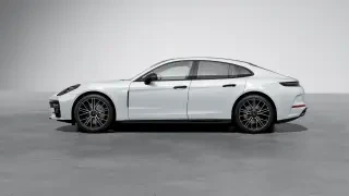 2026 Porsche Panamera - Image 13 of 30