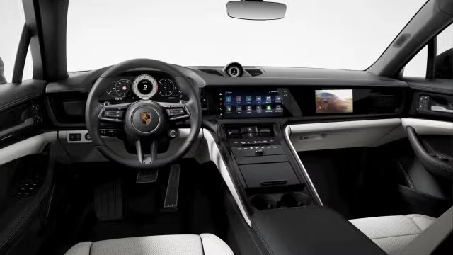 2026 Porsche Panamera - Image 26 of 30