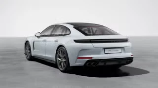 2026 Porsche Panamera - Image 17 of 31