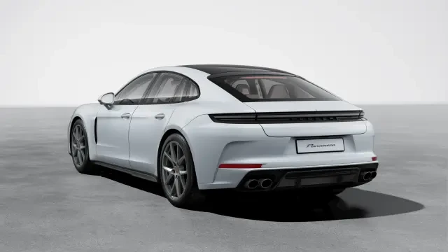 2026 Porsche Panamera - Image 22 of 31