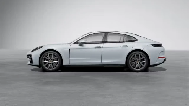 2026 Porsche Panamera - Image 10 of 31