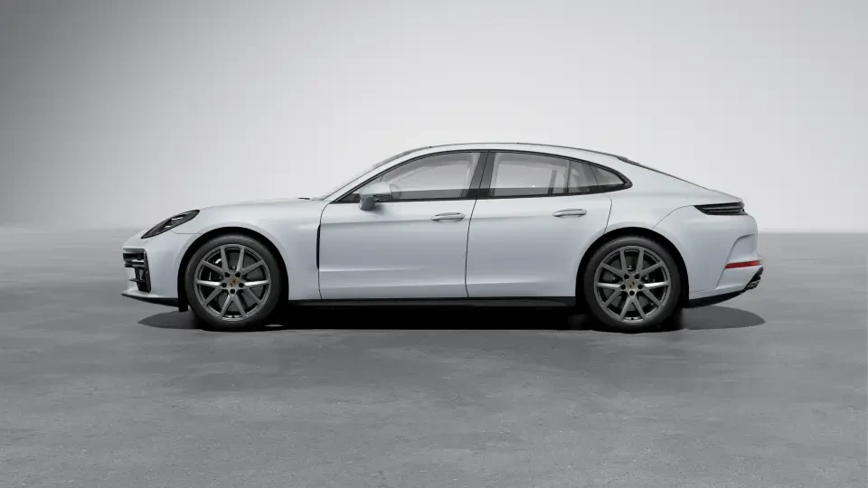 2026 Porsche Panamera - Image 15 of 31