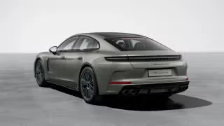 2026 Porsche Panamera - Image 18 of 31