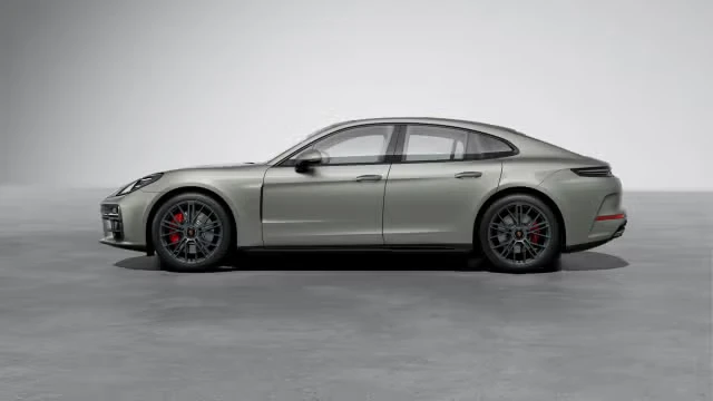 2026 Porsche Panamera - Image 11 of 31