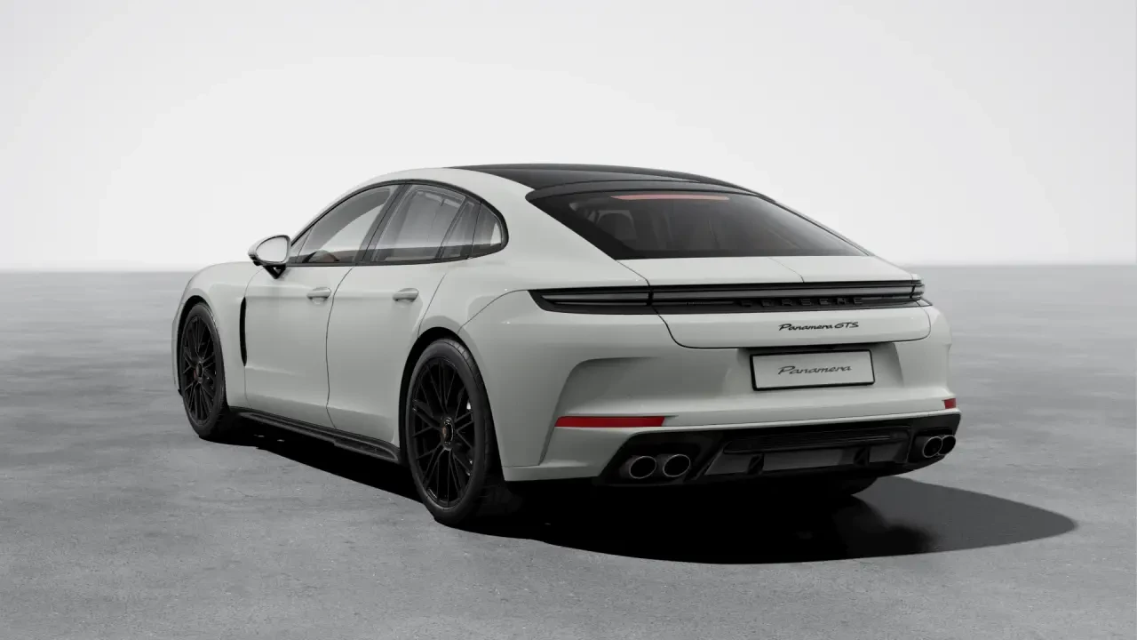 2026 Porsche Panamera - Image 24 of 31