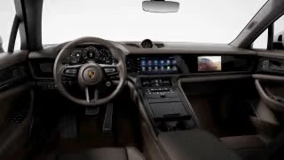 2026 Porsche Panamera - Image 25 of 31