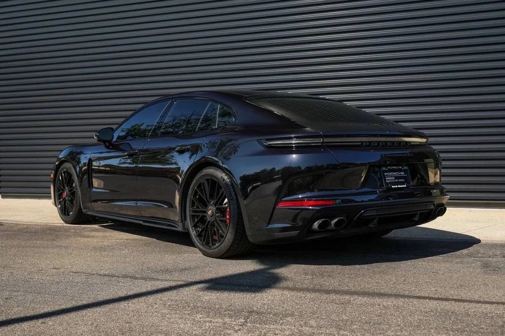 2026 Porsche 976 Panamera - Image 3 of 5