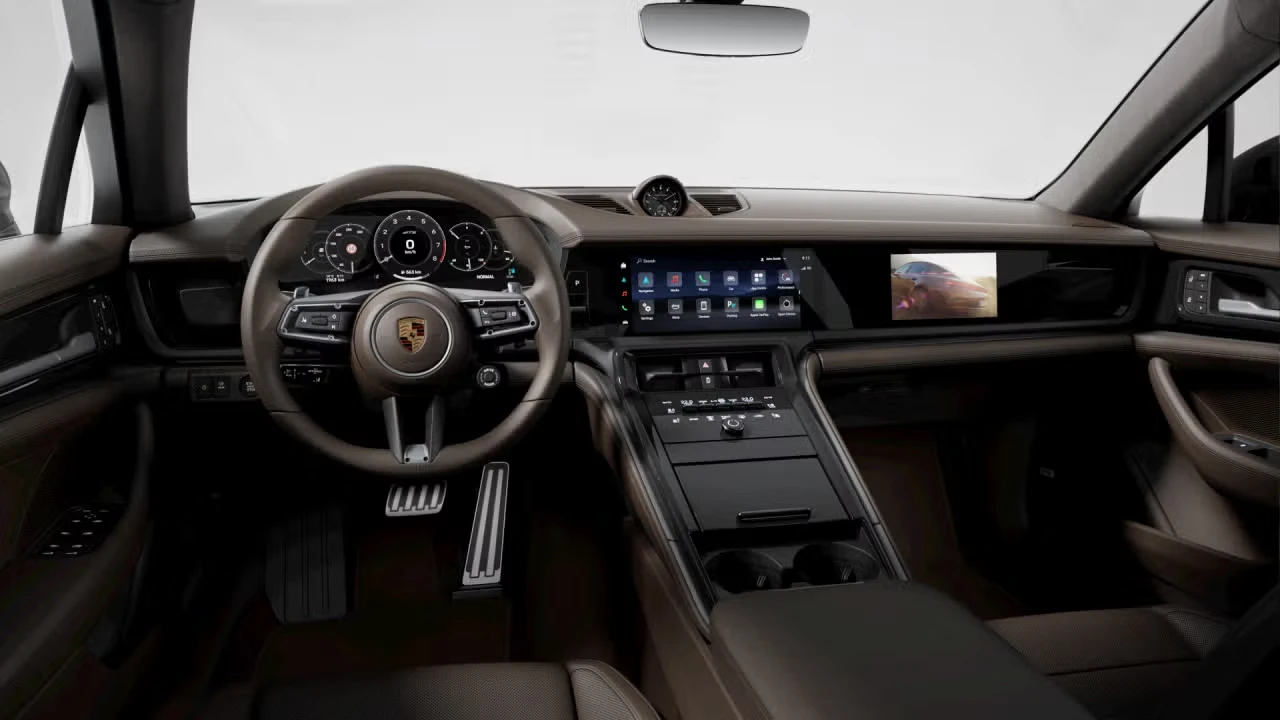 2026 Porsche Panamera - Image 28 of 31