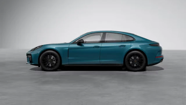 2026 Porsche Panamera - Image 10 of 31