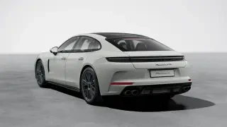 2026 Porsche Panamera - Image 21 of 30