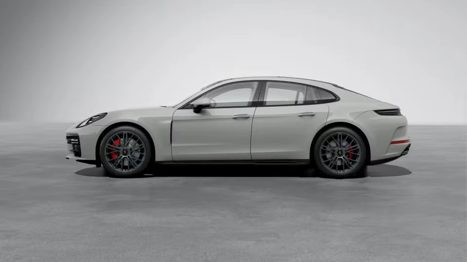 2026 Porsche Panamera - Image 11 of 30