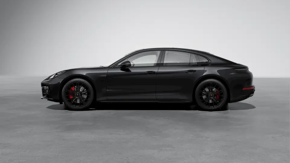 2026 Porsche Panamera - Image 15 of 30