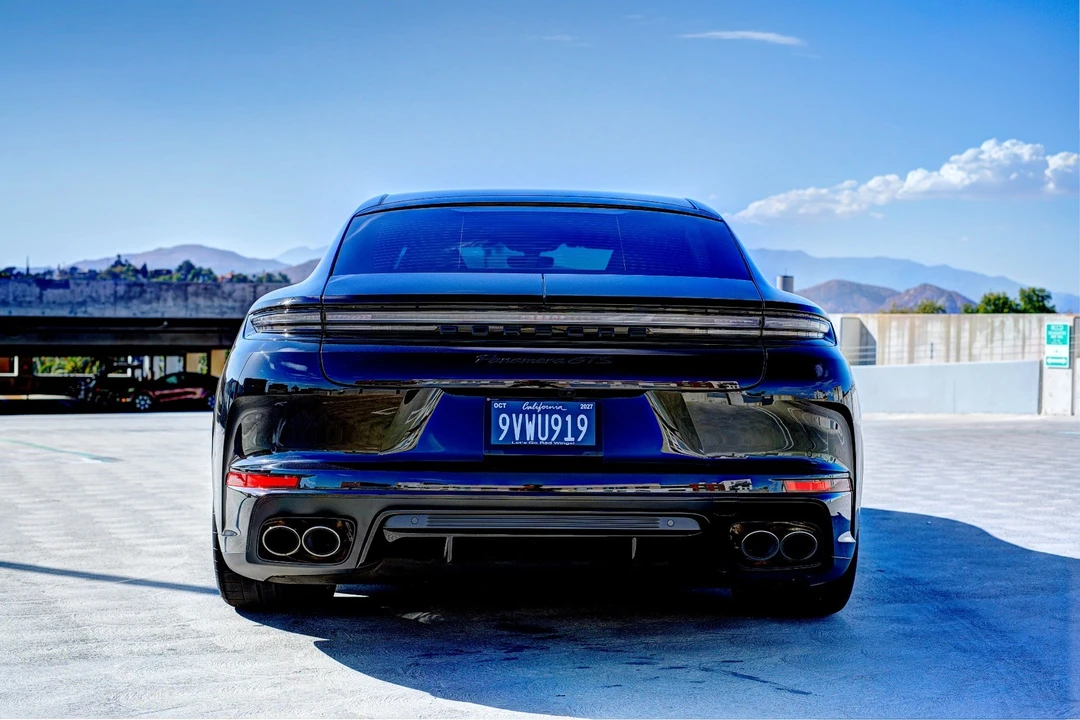 2026 Porsche 976 Panamera - Image 21 of 31