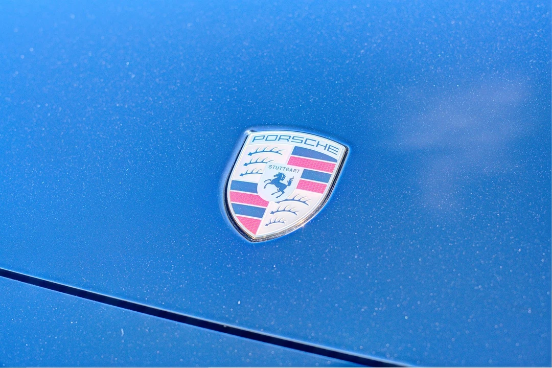 2026 Porsche 976 Panamera - Image 14 of 31