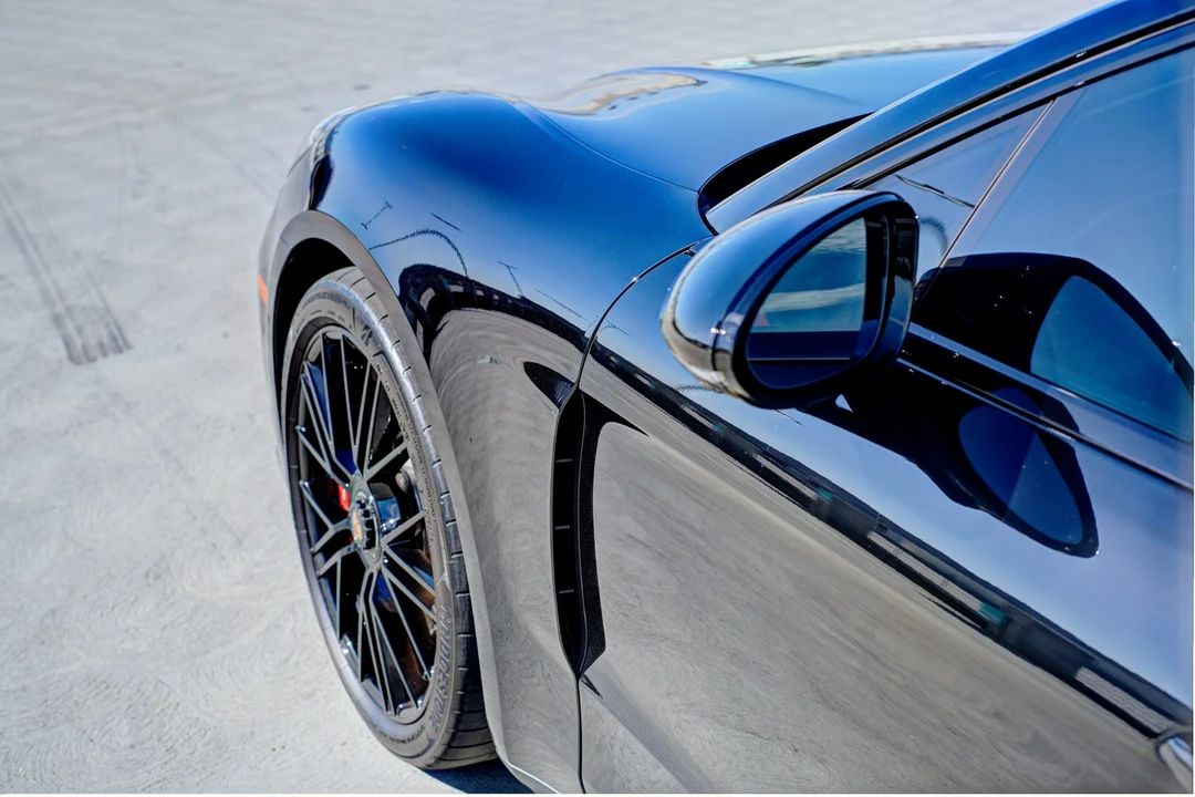 2026 Porsche 976 Panamera - Image 15 of 31