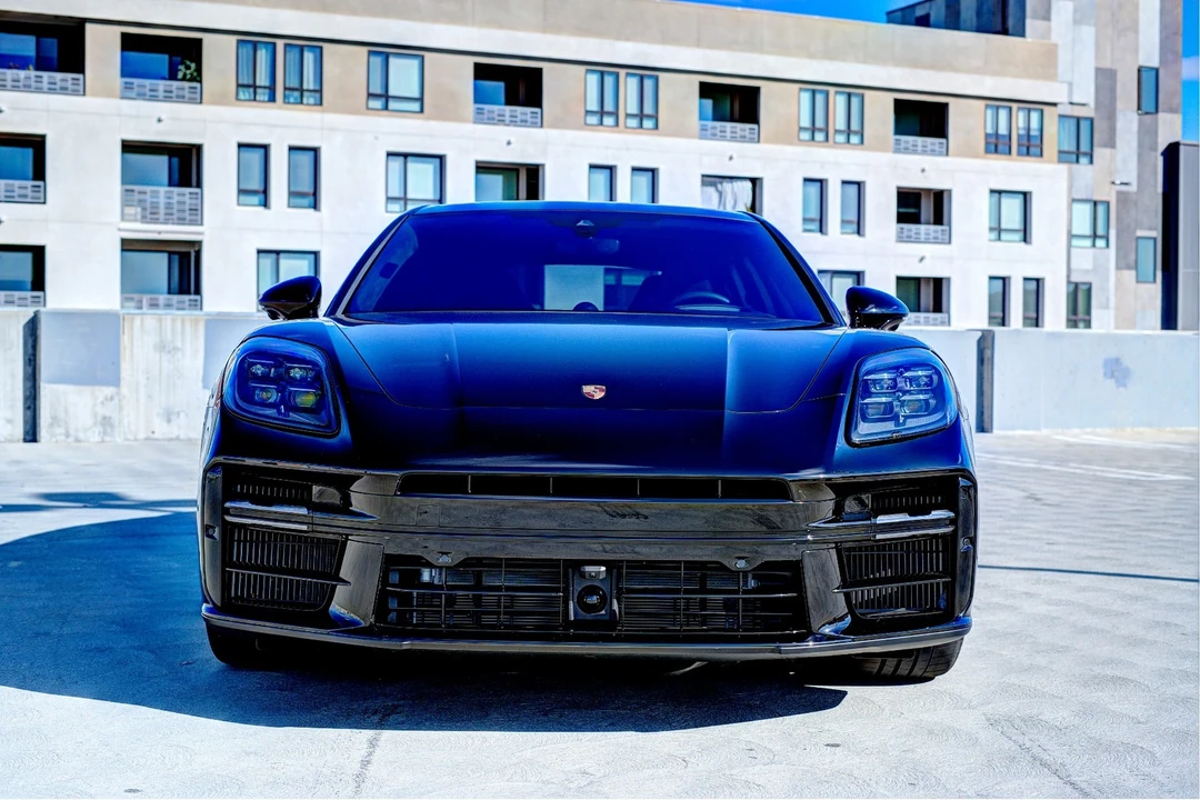 2026 Porsche 976 Panamera - Image 20 of 31